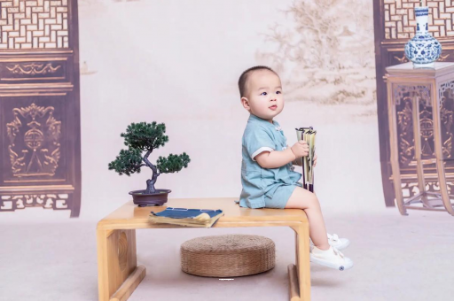 凤城怀孕多久小腹会隆起