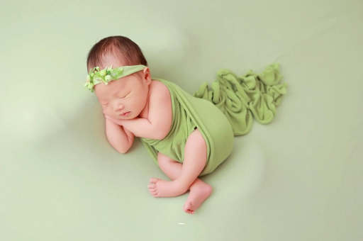 凤城宝宝睡觉打呼噜